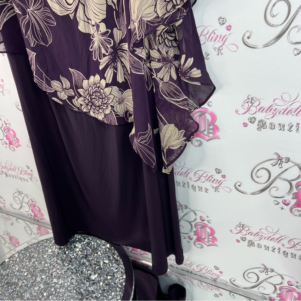 Laura dress flowy dual tone flowers drape Floral purple and Cream Women's Dress - Picture 4 of 15